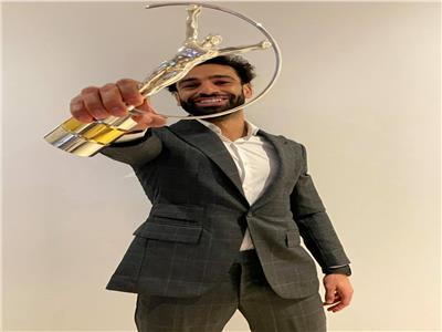 كلوب يتغنى بـ محمد صلاح على السوشيال ميديا بعد فوزه بجائزة لوريوس العالمية