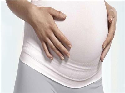 طرق طبيعية لعلاج تشققات البطن بعد الحمل