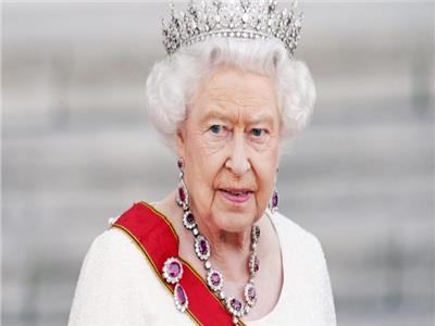 خطأ فادح| إعلان وفاة الملكة إليزابيث على الهواء.. فيديو 