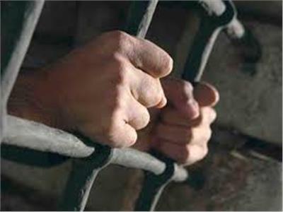 حبس مسجل خطر بتهمة النصب على المواطنين في المرج