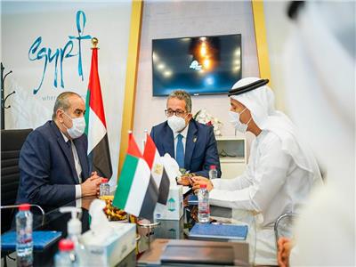 «العنانى وعنبة» يلتقيان وزير دولة الإمارات المكلف بملف السياحة 