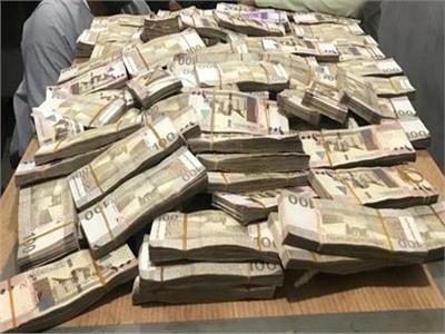 ضبط «مسجلين خطر» بالساحل بتهمة الاتجار في العملات الأجنبية
