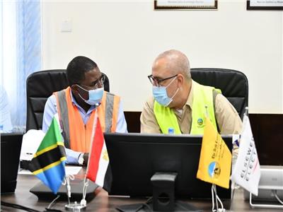 وزير الإسكان: الرئيس السيسي يتابع تنفيذ سد ومحطة كهرباء جيوليوس بتنزانيا
