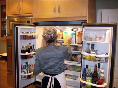 7 نصائح سحرية للتخلص من الروائح الكريهة داخل الثلاجة