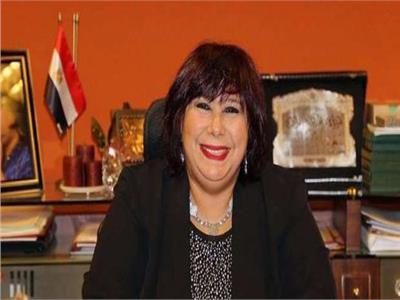 «وزيرة الثقافة» تفتتح معرض نتاج «صنايعية مصر» بالهناجر