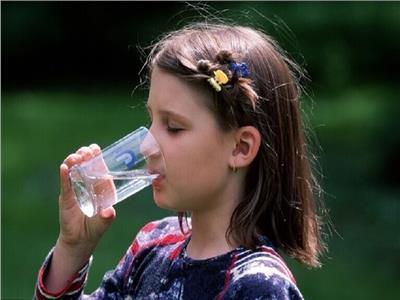 طبيبة روسية: فوائد مذهلة لشرب الماء الدافئ على الريق يوميا