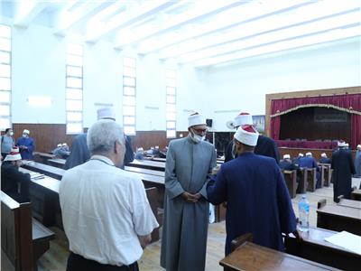 «البحوث الإسلامية» يعقد اختبارات  المتخلفين عن المرحلة الأولى لاختيار أمناء الفتوى  