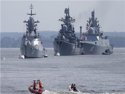 أسطول بحر الشمال الروسي يبدأ تدريبات واسعة النطاق في بحر بارنتس