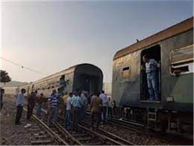 توقف حركة القطارات بسوهاج بعد سقوط عربة بمحطة المنشاة