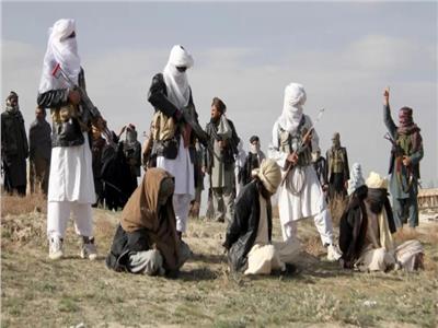 طالبان تقتل 10 من عمال نزع الألغام شمال أفغانستان