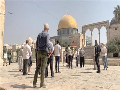 الإشراف على مبانى الفلسطينيين فى الضفة يعرقل تشكيل «حكومة التغيير»