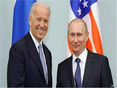 محلل سياسي روسي: خلافات بايدن وبوتين جدية ولا يمكن رفع مستوى علاقات أمريكا وروسيا