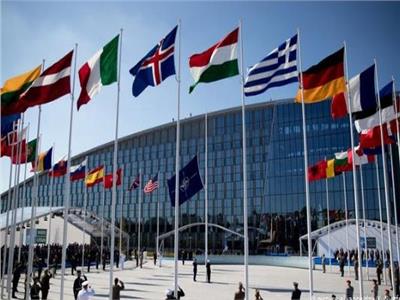 «الناتو» يؤكد سحب اعتماد 8 موظفين من البعثة الروسية في بروكسل