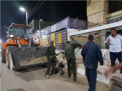 رفع 15 طن أتربة ومخلفات صلبة في حملة نظافة بشوارع إسنا