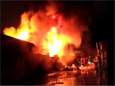 السيطرة على حريق نتيجة تسريب غاز داخل فرن بطريق «مصر- أسوان»