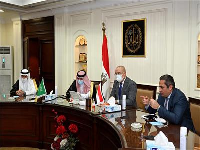 الجزار يلتقي وزير التجارة السعودي لبحث فرص التعاون المشترك 