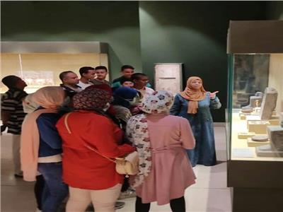 متحف سوهاج يستقبل أعضاء مركز شباب نيدة.. صور