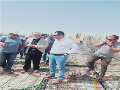 مسئولو «الإسكان» يتفقدون أعمال تنفيذ 74 برجاً ومبادرة الرئيس «سكن لكل المصريين»