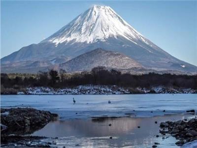 اليابان: إعادة فتح قمة جبل «فوجي» أمام المتسلقين مرة أخرى