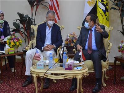 بارزاني وعلاوي يناقشان العملية السياسية والانتخابات العراقية