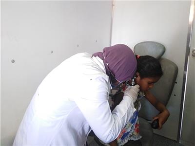  توقيع الكشف المجاني على 3442 مواطناً خلال القوافل الطبية بقري أسوان 