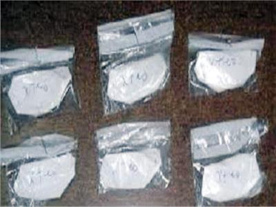 ضبط تاجر مخدرات شديد الخطورة في أسيوط وبحوزته كيلو هيروين وأسلحة