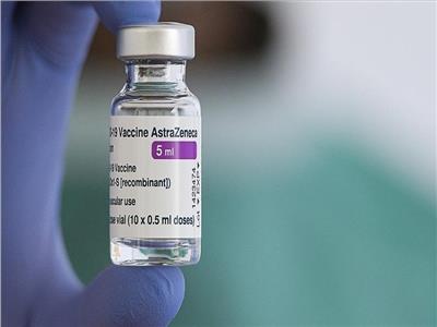 وقف التطعيم بلقاح «استرازينيكا» في مصر باستثناء الجرعة الثانية | خاص