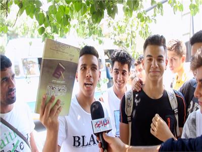 غضب طلاب الثانوية العامة بعد امتحان اللغة العربية | فيديو 
