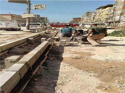 استمرار عمليات التطوير والرصف بقرية محلة أبوعلي بالمحلة