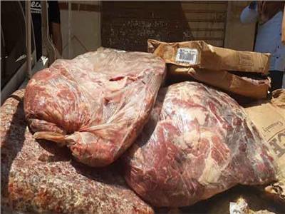 «مستغلوا الأعياد».. «الصحة»: ضبط وإعدام 252 طنا من اللحوم والأغذية الفاسدة