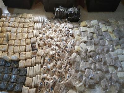 تساقط «أباطرة الكيف».. ضبط شحنات مخدرات بقيمة 34 مليون جنيه