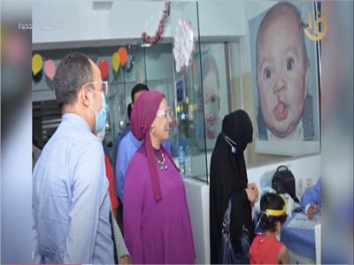 تفاصيل إجراء جراحات عاجلة لـ 30 طفلًا ليبيا بجامعة أسيوط.. فيديو