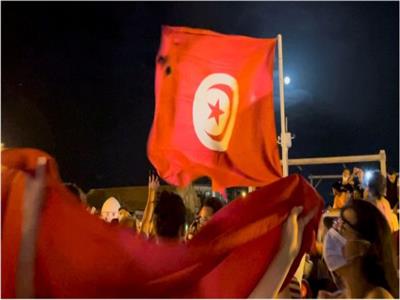 نائب تونسى يشن هجوماً على الإخوان : تسببوا في الإنهيار الاقتصادي بالبلاد