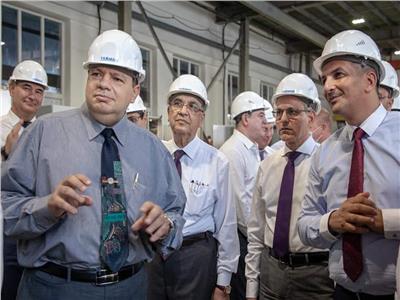 وزير الكهرباء ورئيس المحطات النووية يتفقدان مصنع «مصيدة قلب مفاعل الضبعة» 
