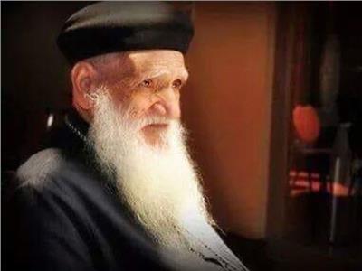 وفاة شيخ كهنة إيبارشية سوهاج.. 72 عاما من الخدمة الكنسية  