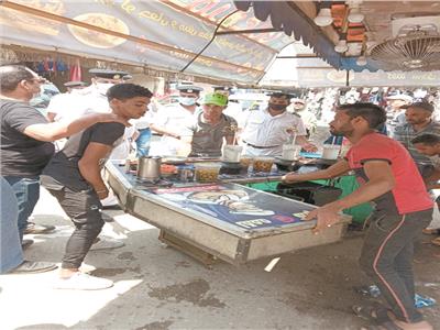 إزالة الإشغالات أمام محطة مترو شبرا الخيمة