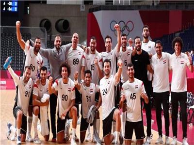 اللجنة الأولمبية: لاعبو اليد طلبوا عدم حضور حفل الختام والعودة إلى مصر| فيديو