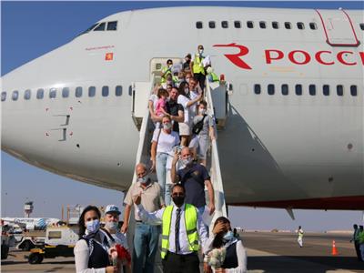 مطار شرم الشيخ يستقبل أولى الرحلات الروسية القادمة من موسكو| صور وفيديو