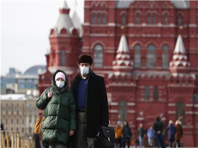 طبيب روسي يكشف عن أعراض جديدة لفيروس كورونا