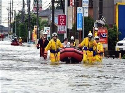 اليابان تحث مواطنيها على تأمين سلامتهم وتحذر من استمرار هطول الأمطار الغزيرة