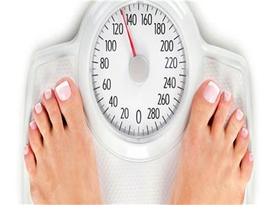 استشاري تغذية يكشف عن حل لتثبيت الوزن بعد التخسيس | فيديو
