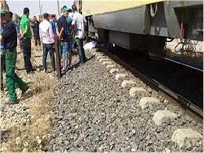 مصرع عامل سقط أسفل عجلات قطار بمحطة سكك حديد نجع حمادي 