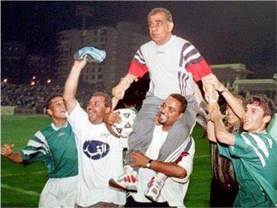 الذكرى التاسعة لوفاة «أيقونة كرة القدم المصرية» محمود الجوهري 