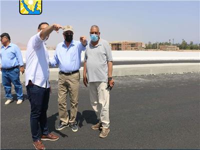 محافظ جنوب سيناء يوجه بتطوير المنطقة المحيطة بجامعة الملك سلمان بشرم الشيخ 