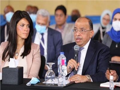 وزير التنمية المحلية يعرض تجربة مصر في «حياة كريمة» مع المجتمع العالمي