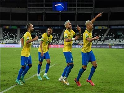 «نيمار» على رأس تشكيل البرازيل أمام بيرو في تصفيات مونديال 2022