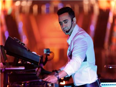 «شاشو» أول موسيقار مصري يعزف على 24 آلة.. ضيف عمرو أديب