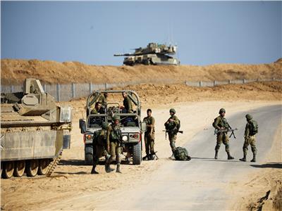 الجيش الإسرائيلي يعزز قواته على الحدود مع لبنان