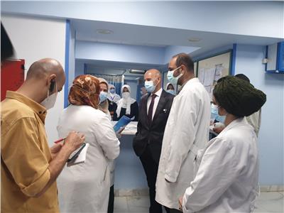 «وكيل صحة الشرقية» يتفقد الخدمات الطبية بمستشفى القنايات