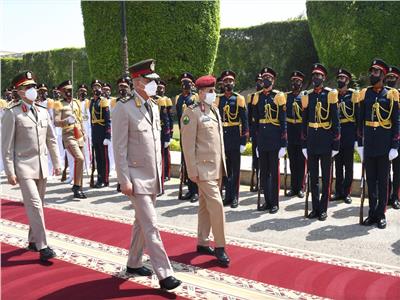 وزير الدفاع يلتقي نظيره اليمني خلال زيارته الرسمية لمصر